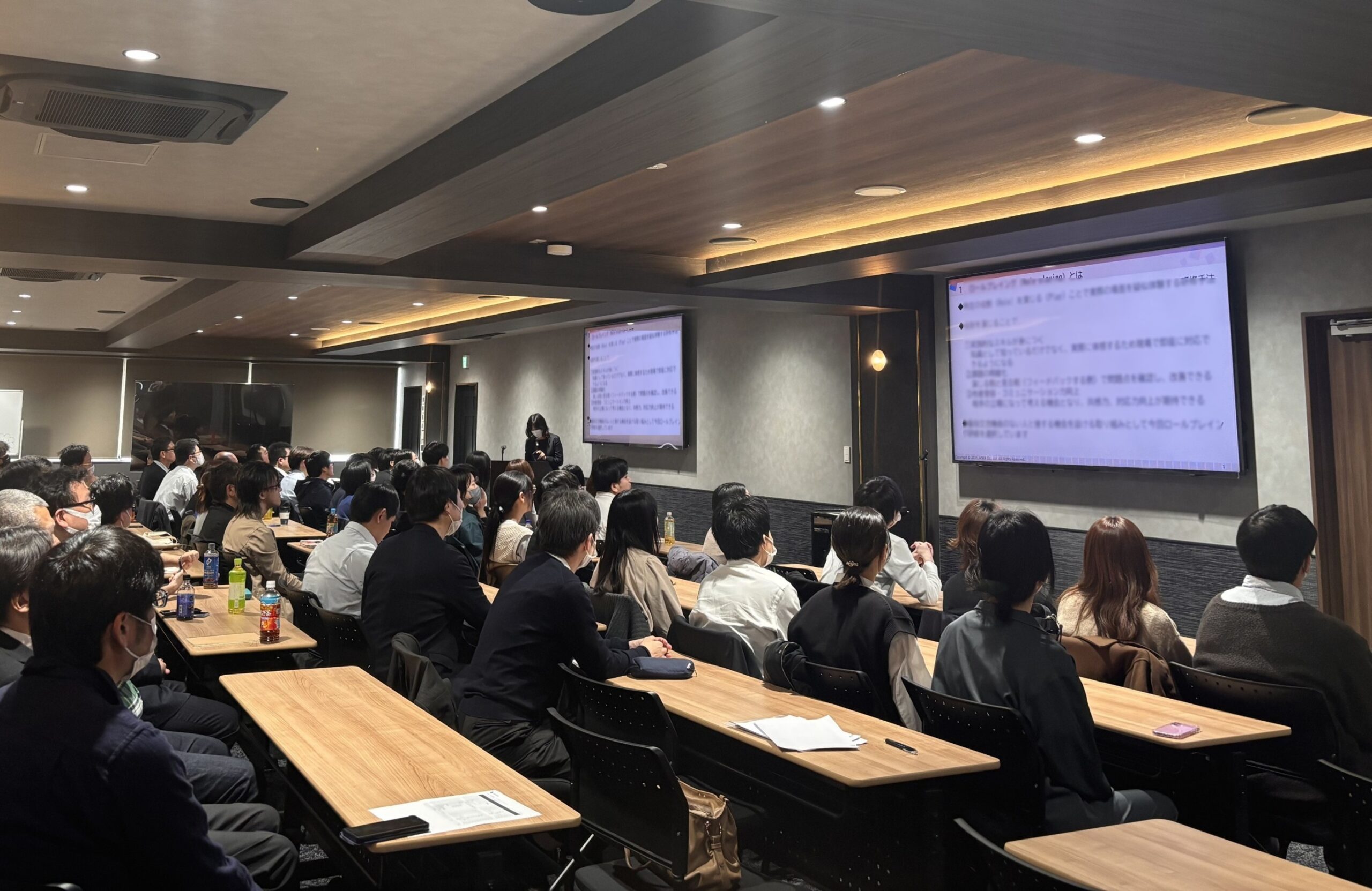株式会社アスカの社員の様子
